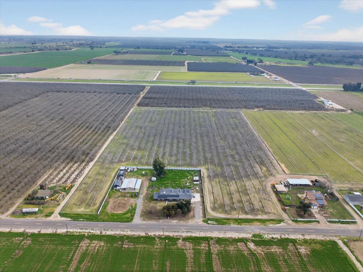 6873 20Th Ave, Lemoore, CA 93245