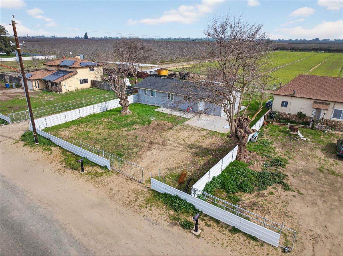 6873 20Th Ave, Lemoore, CA 93245