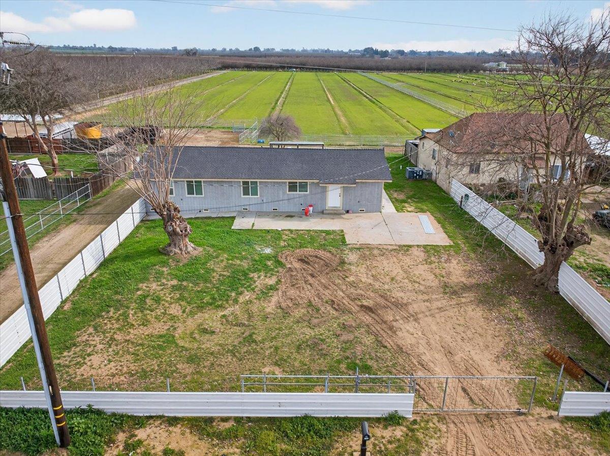 6873 20Th Ave, Lemoore, CA 93245