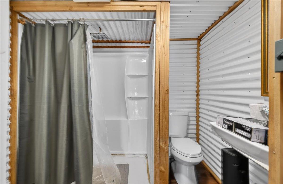 6873 20Th Ave, Lemoore, CA 93245