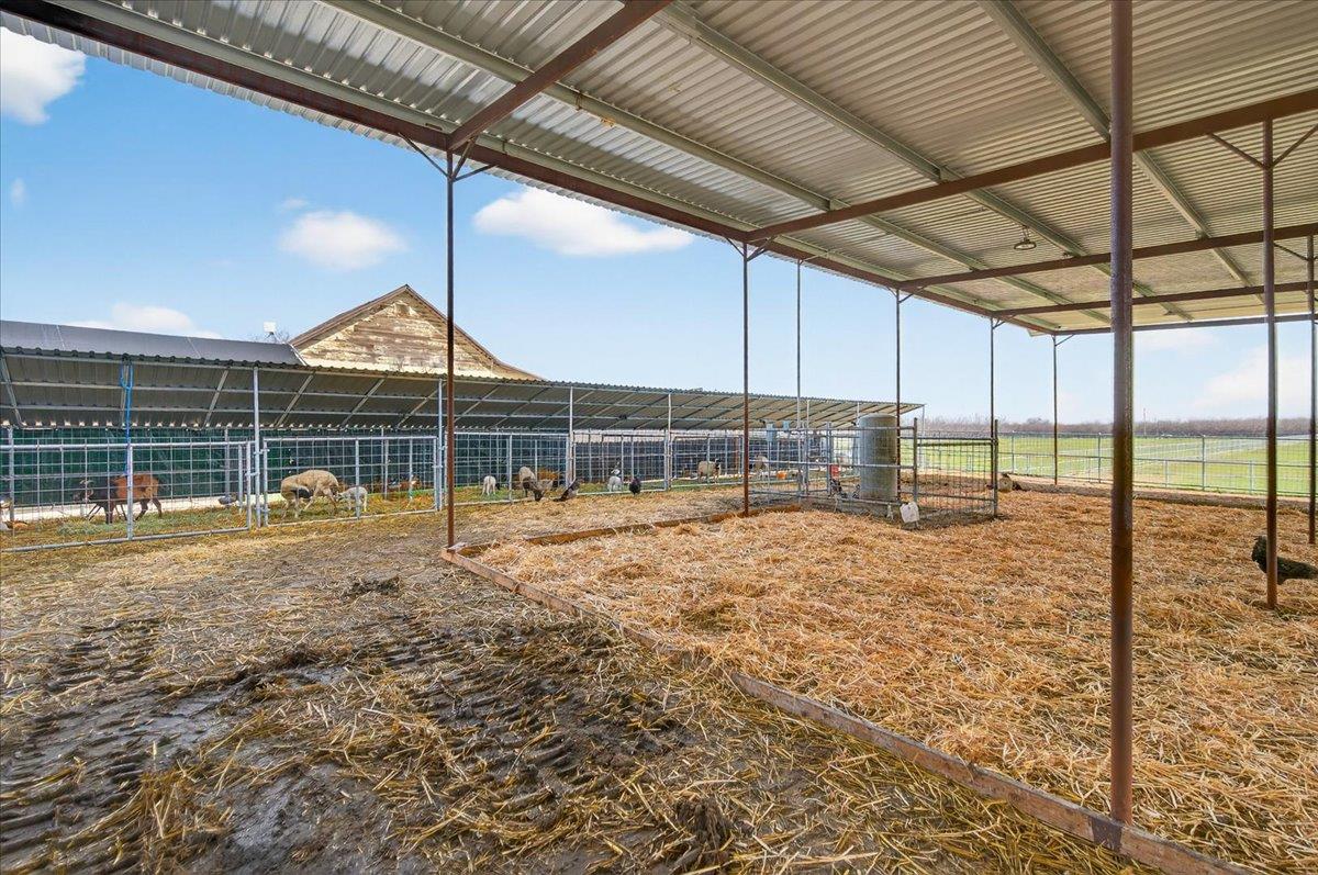 6873 20Th Ave, Lemoore, CA 93245