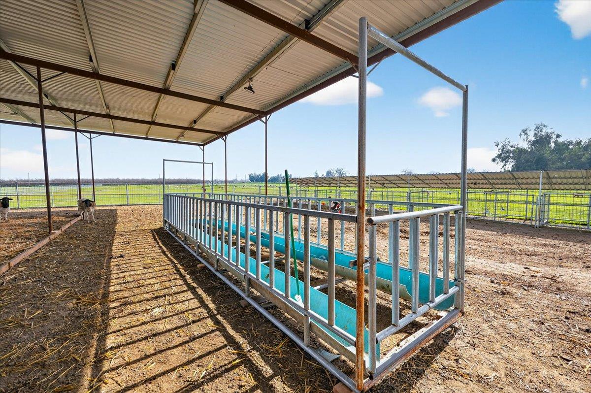 6873 20Th Ave, Lemoore, CA 93245