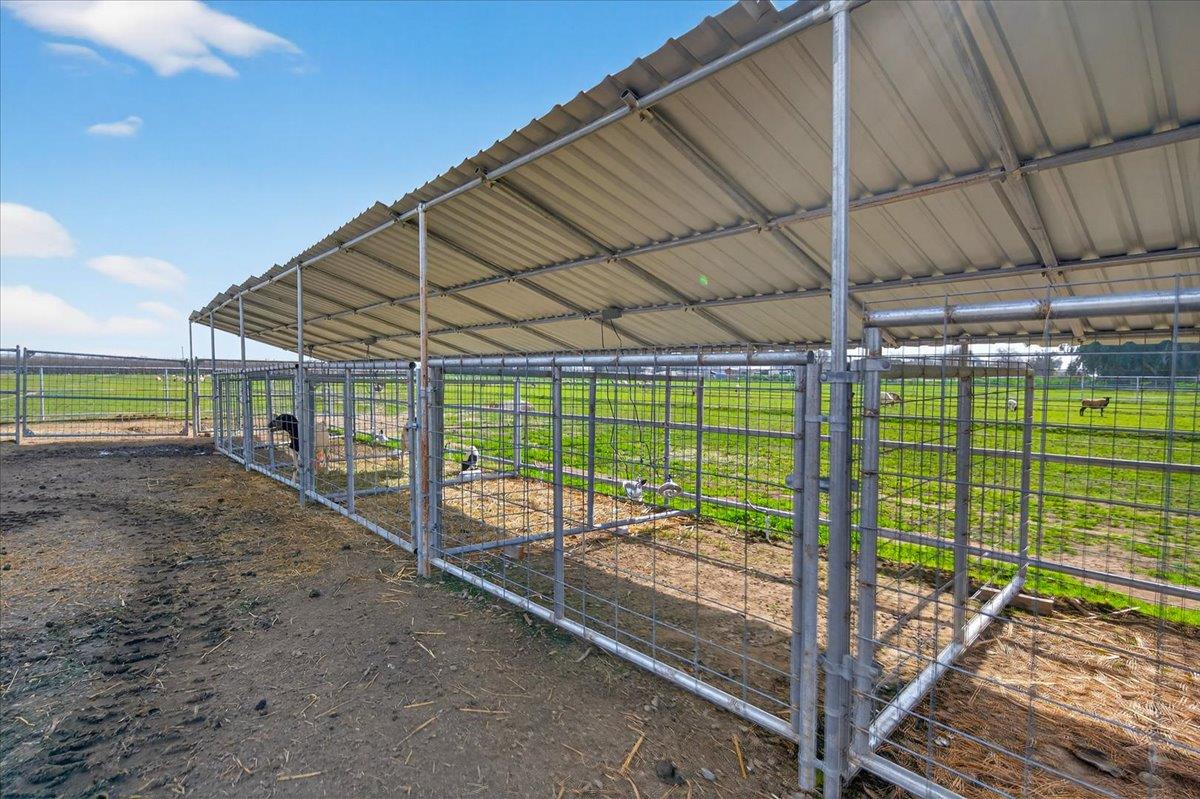 6873 20Th Ave, Lemoore, CA 93245