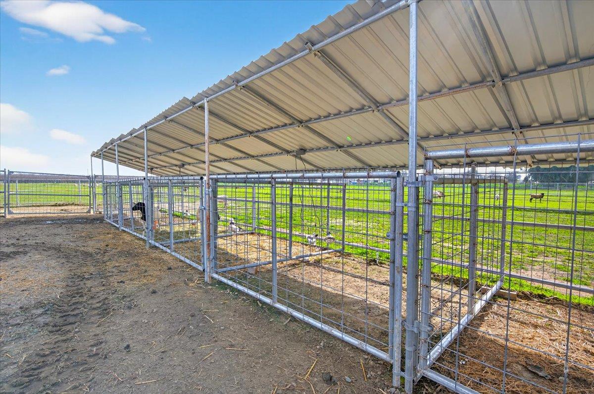 6873 20Th Ave, Lemoore, CA 93245