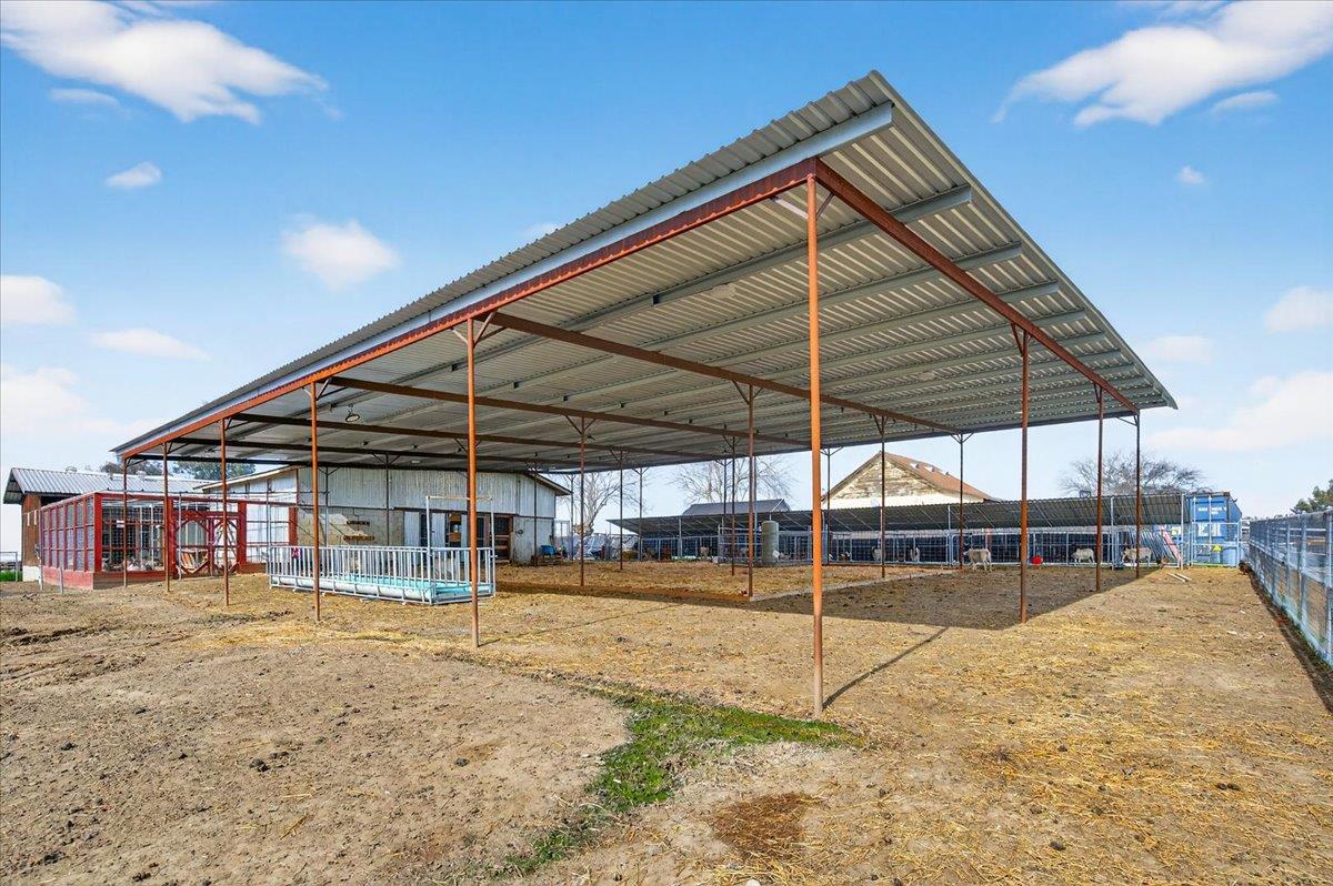 6873 20Th Ave, Lemoore, CA 93245