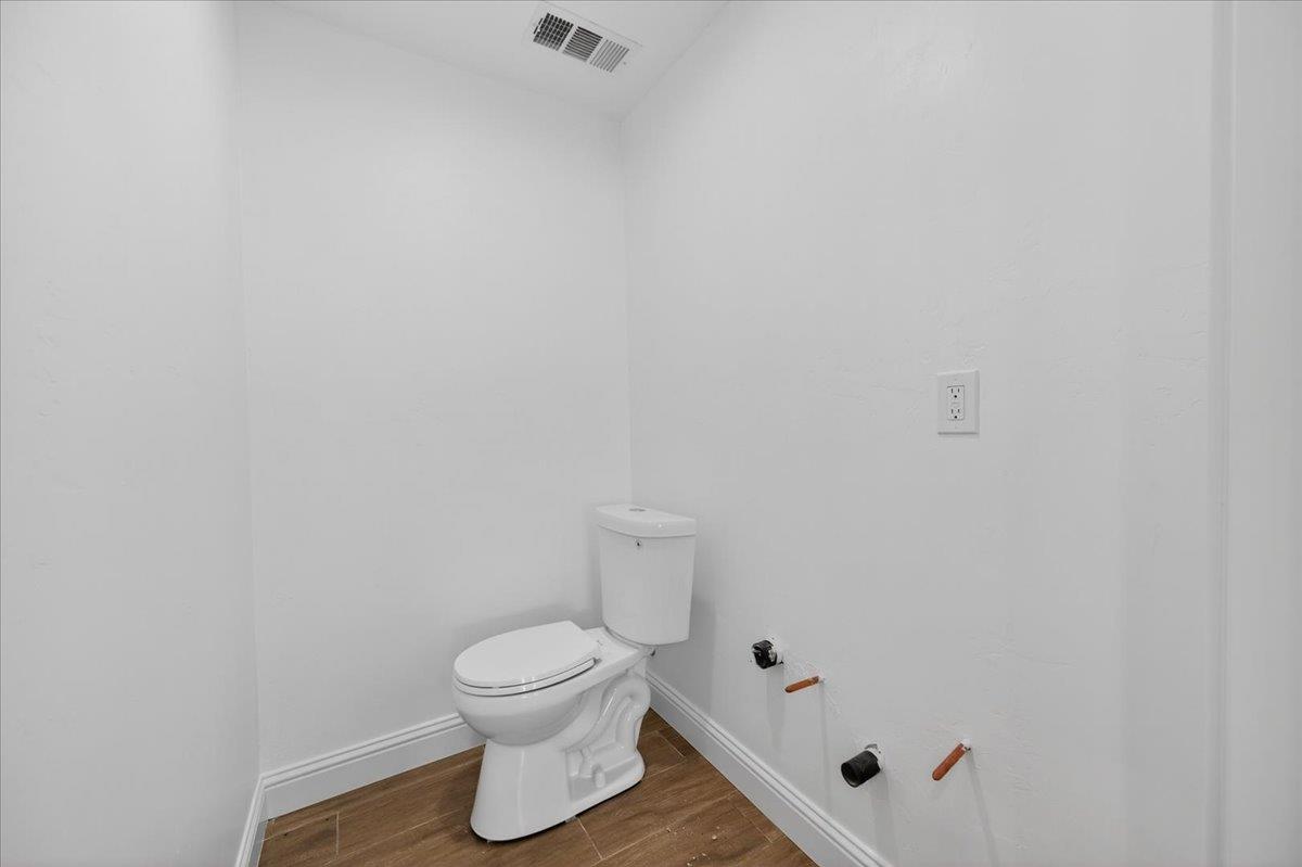 6873 20Th Ave, Lemoore, CA 93245