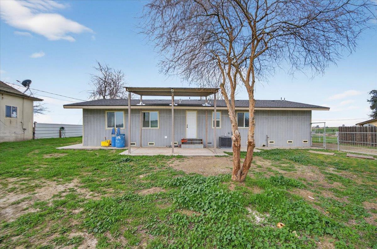6873 20Th Ave, Lemoore, CA 93245