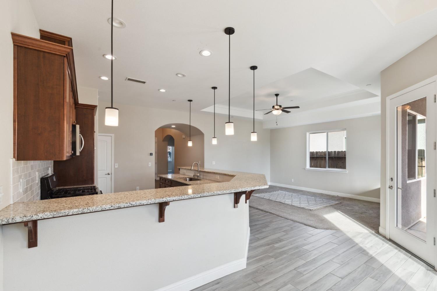 568 St Julien Dr, Madera, CA 93638