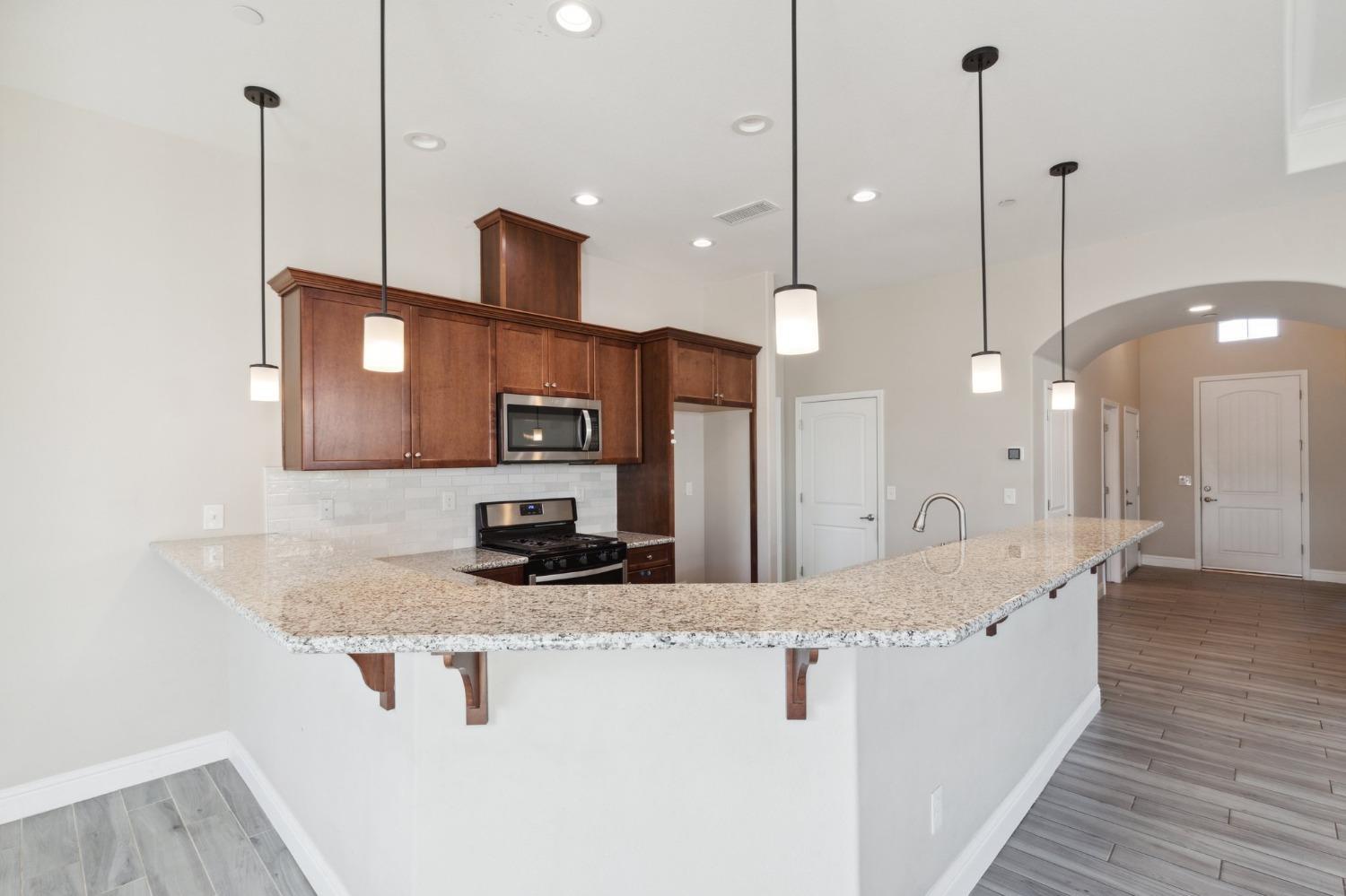 568 St Julien Dr, Madera, CA 93638