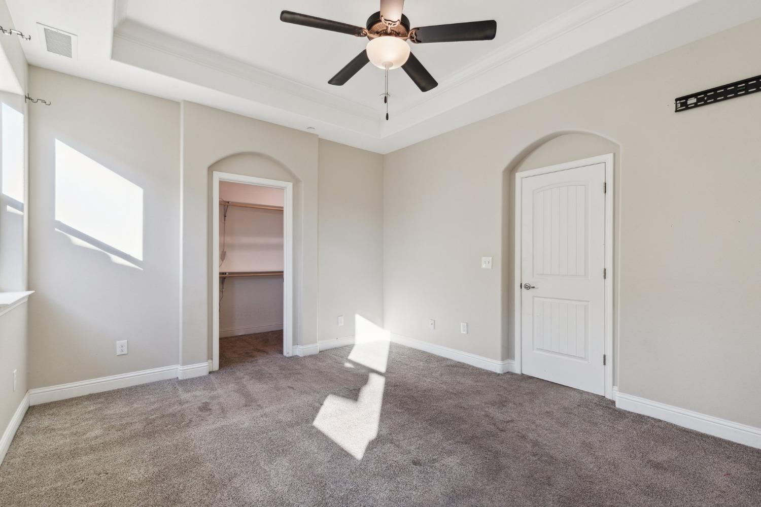 568 St Julien Dr, Madera, CA 93638