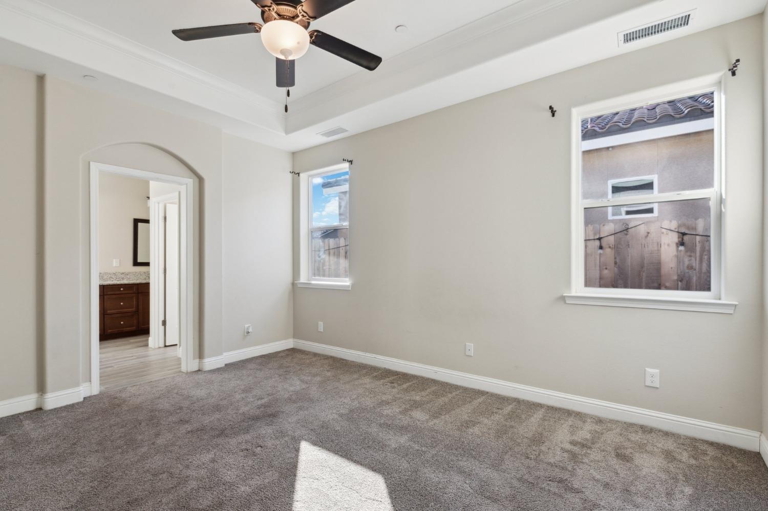 568 St Julien Dr, Madera, CA 93638