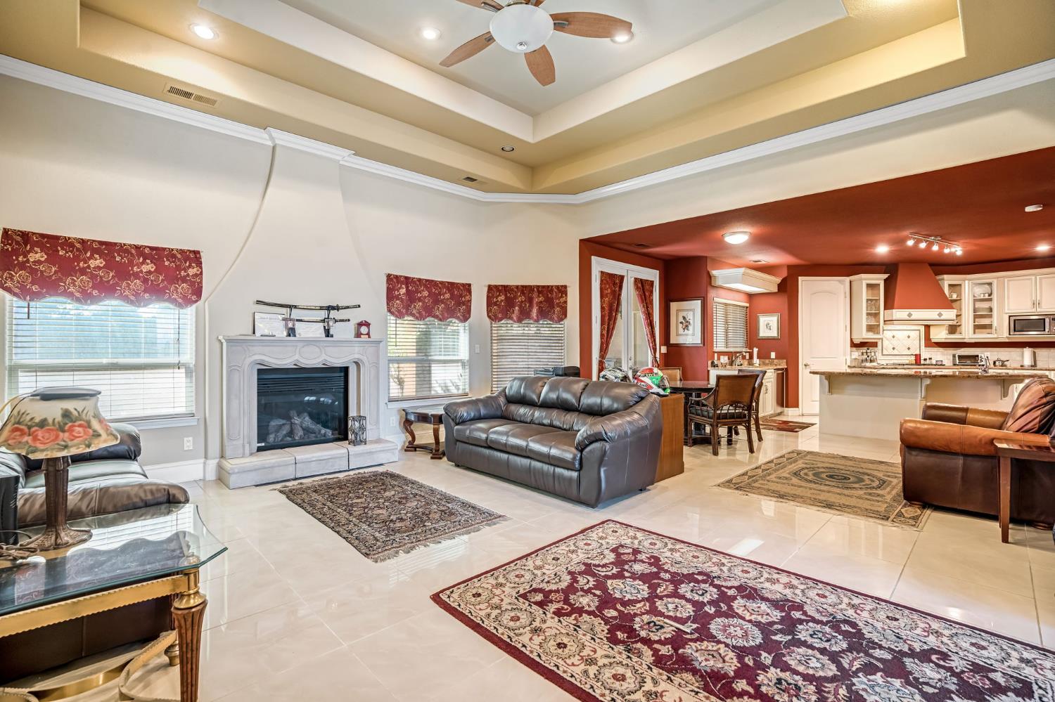 7559 N Antioch Ave, Fresno, CA 93722