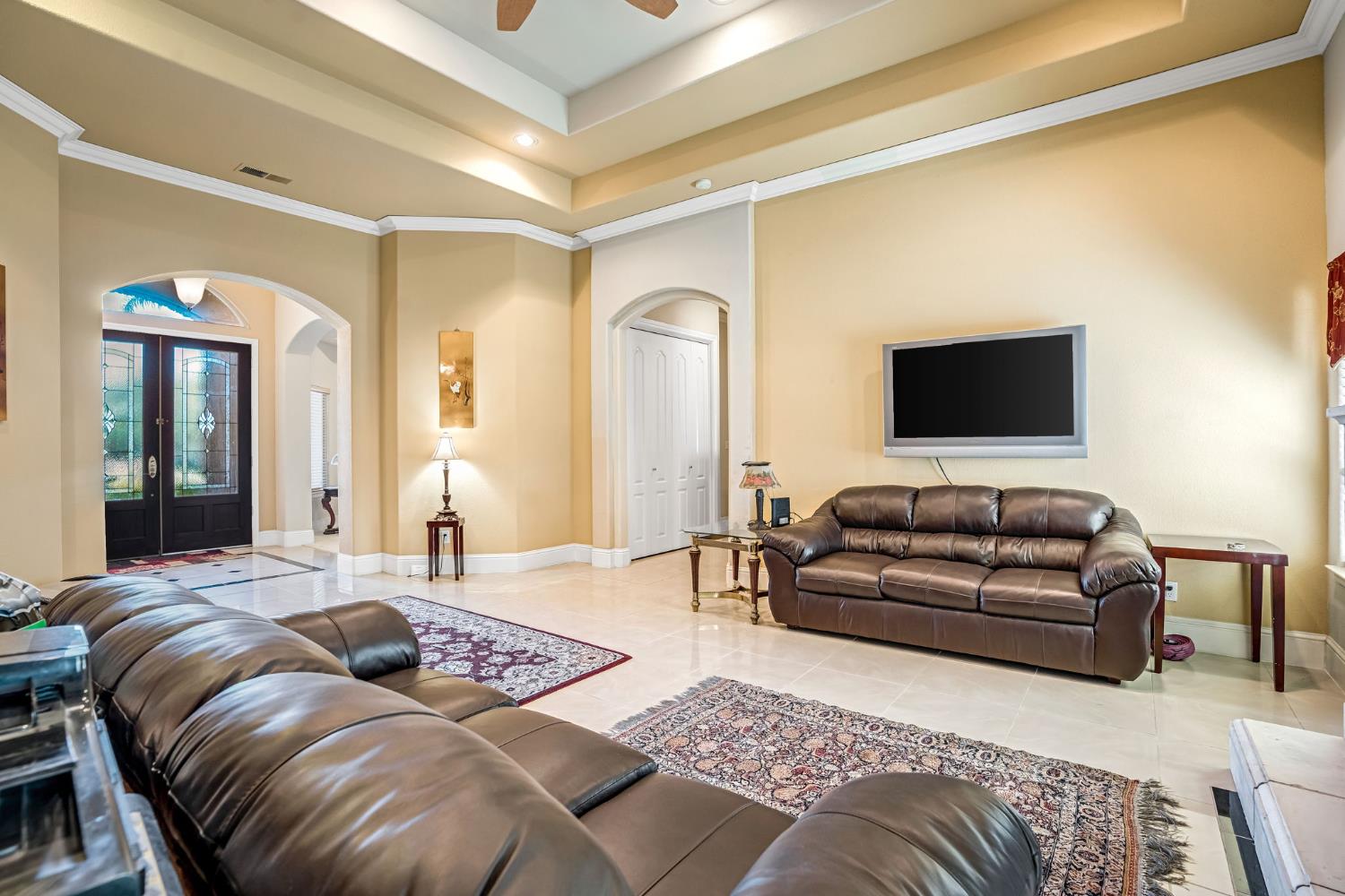 7559 N Antioch Ave, Fresno, CA 93722