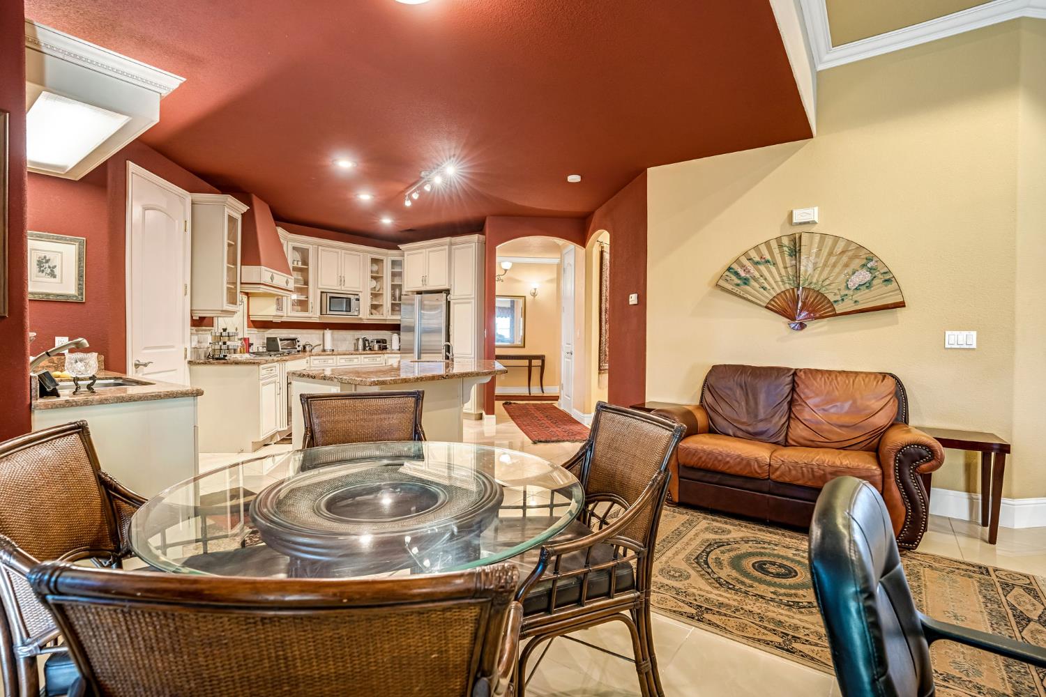 7559 N Antioch Ave, Fresno, CA 93722