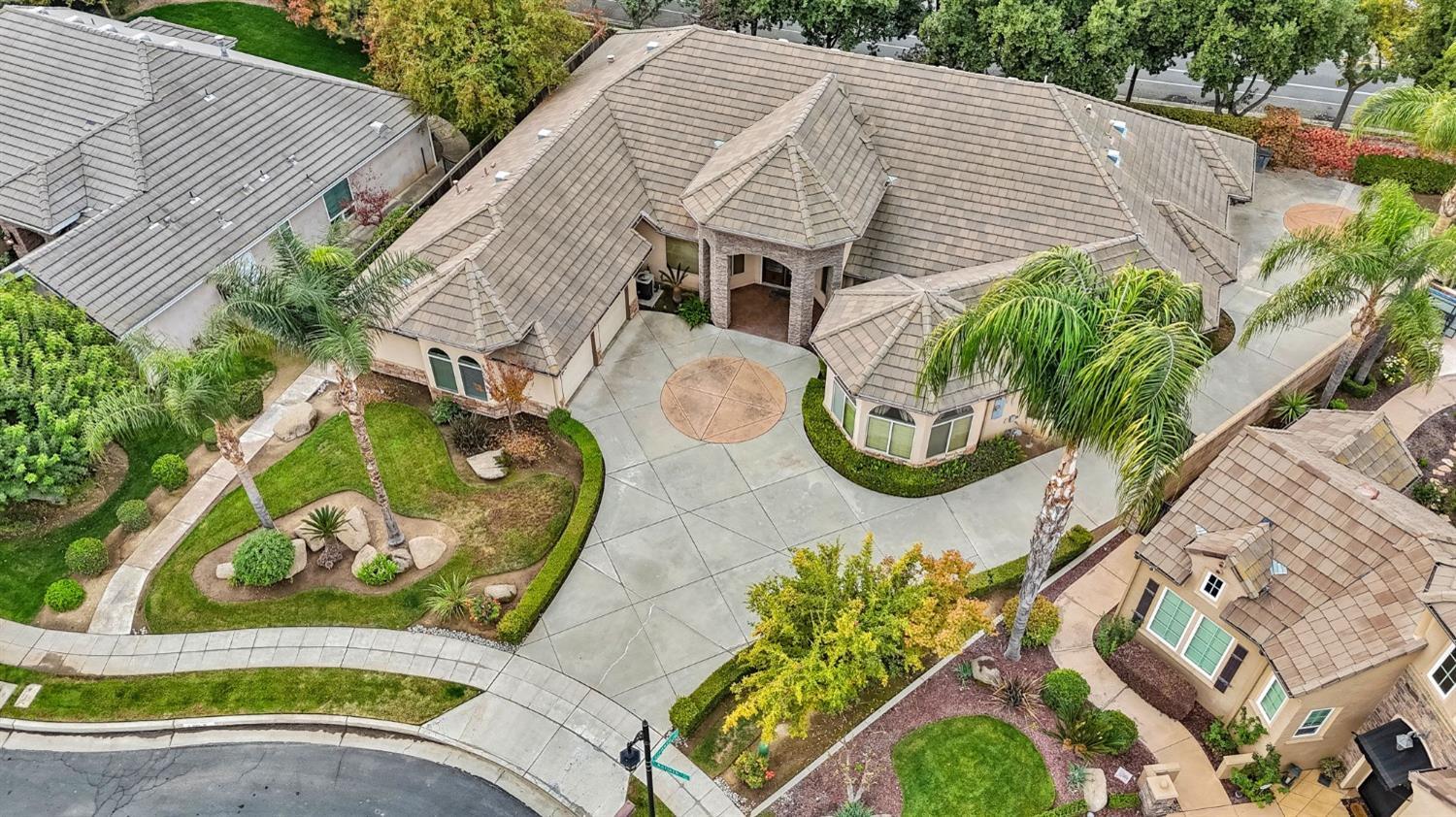 7559 N Antioch Ave, Fresno, CA 93722