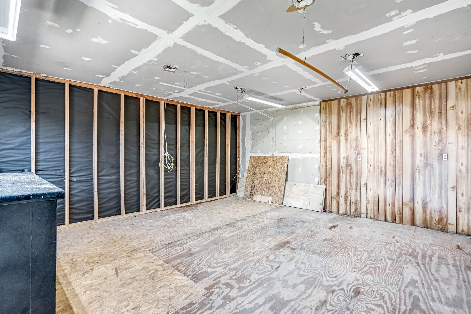 5694 N Winchester Ave, Fresno, CA 93704