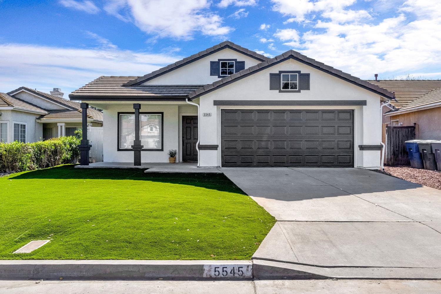 5545 W Norwich Ave, Fresno, CA 93722