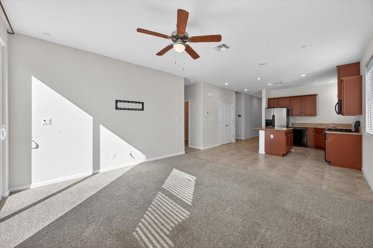 118 Peerless St, Madera, CA 93638