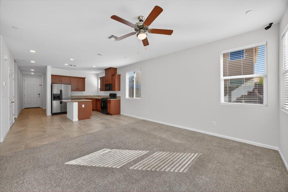 118 Peerless St, Madera, CA 93638