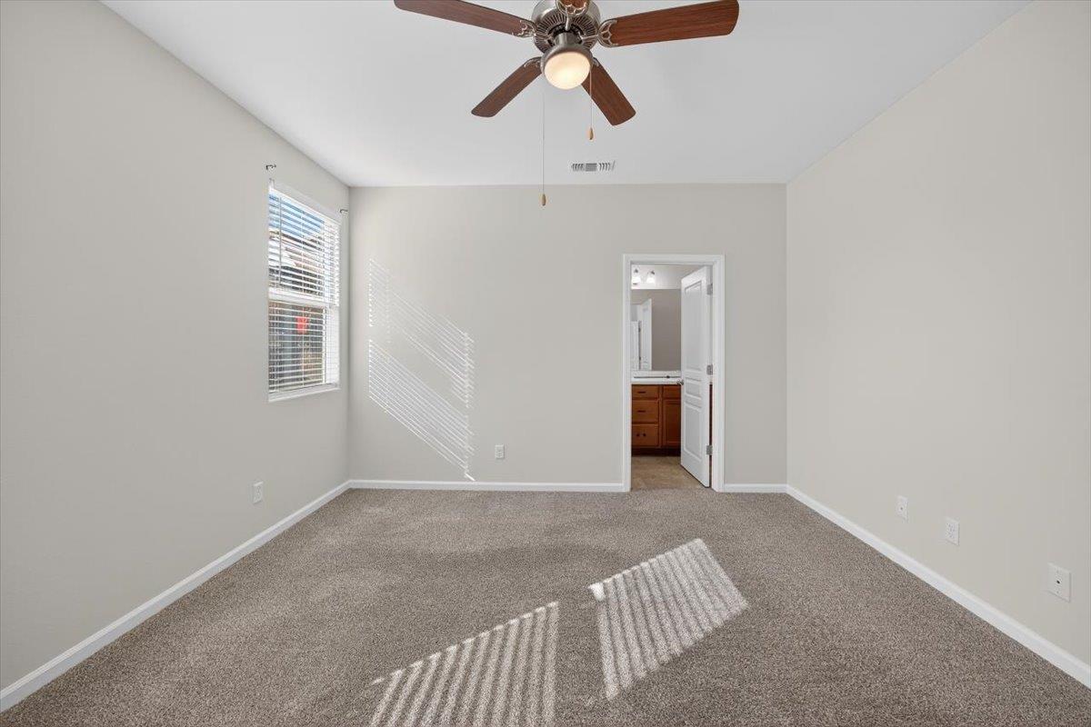 118 Peerless St, Madera, CA 93638