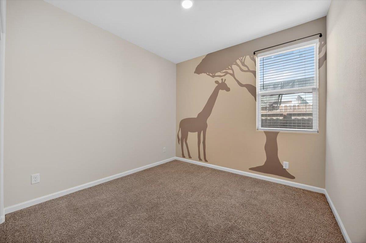 118 Peerless St, Madera, CA 93638