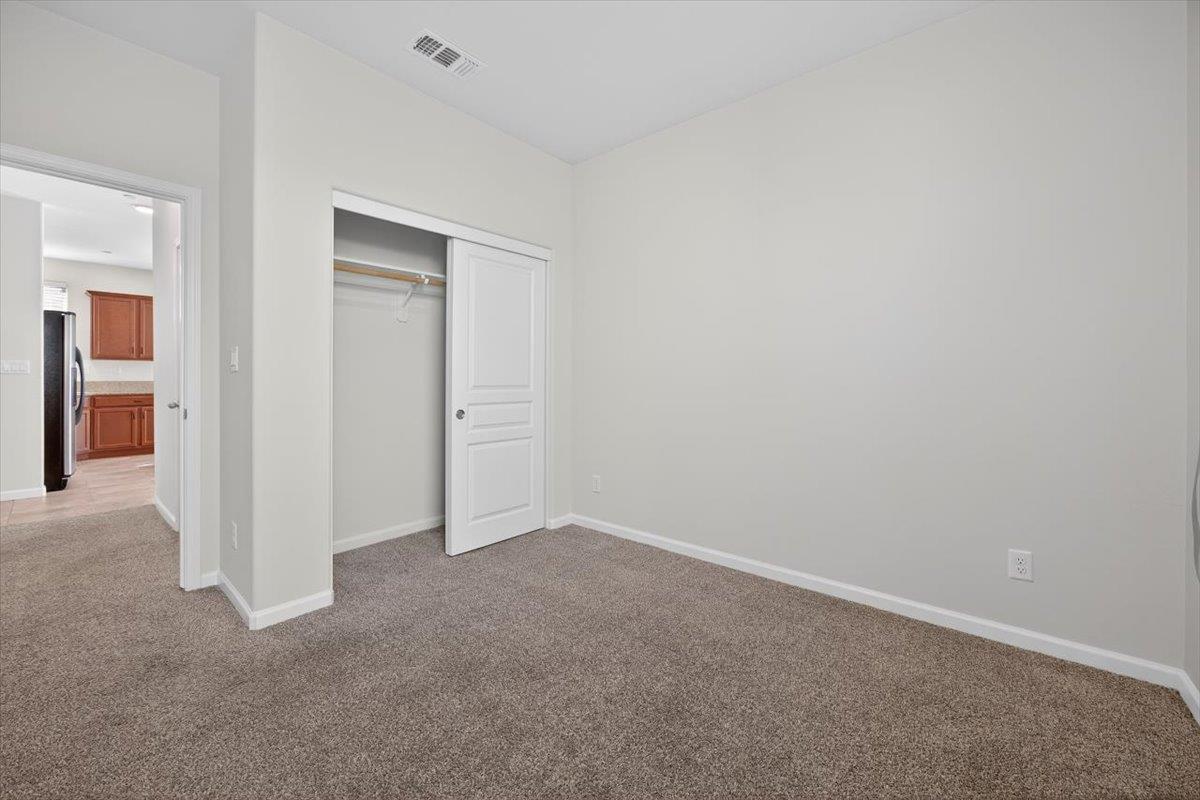 118 Peerless St, Madera, CA 93638