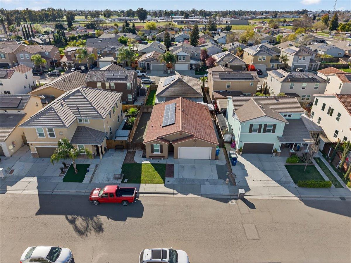 118 Peerless St, Madera, CA 93638