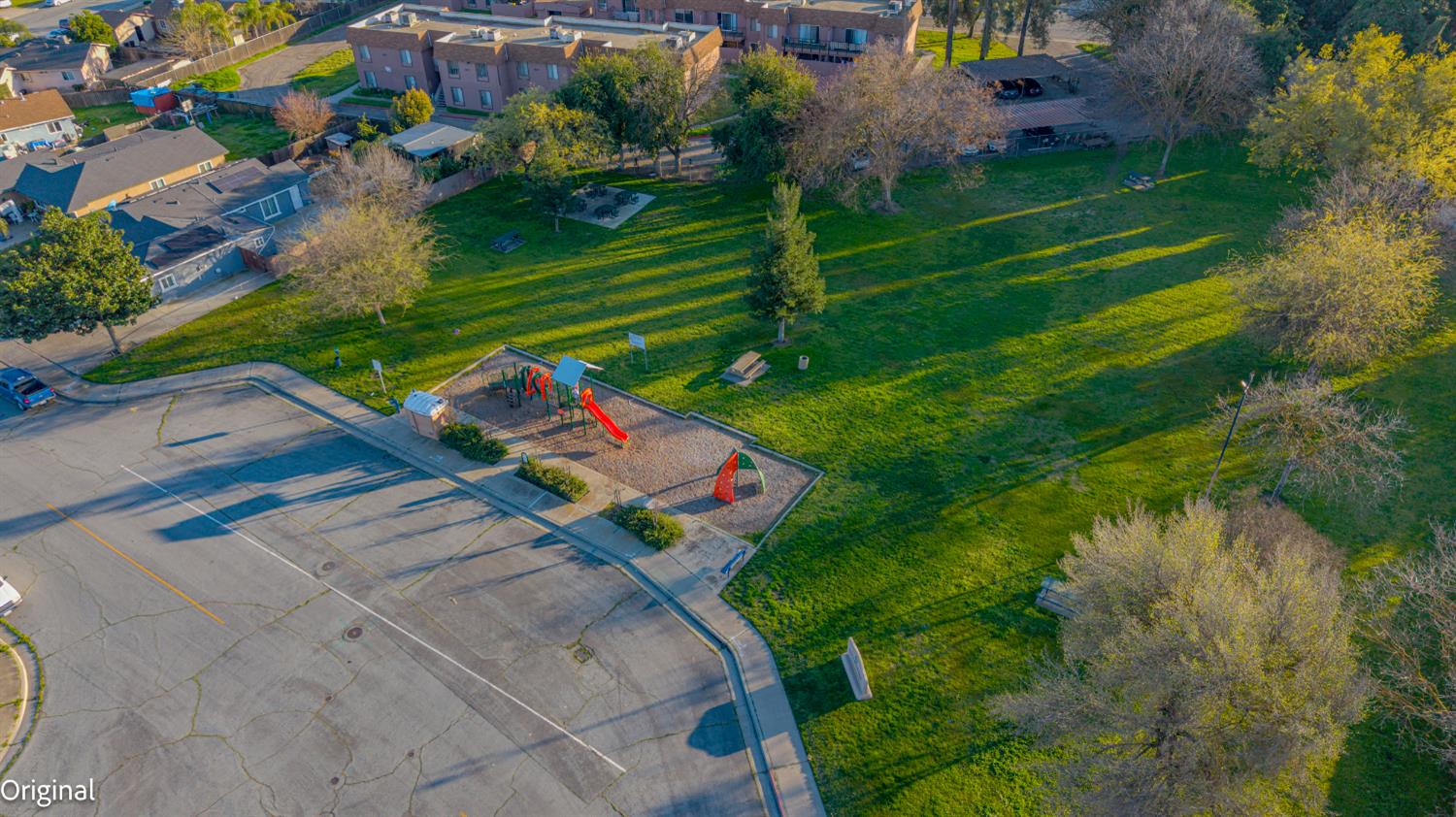 1741 Hickory Ave, Livingston, CA 95334