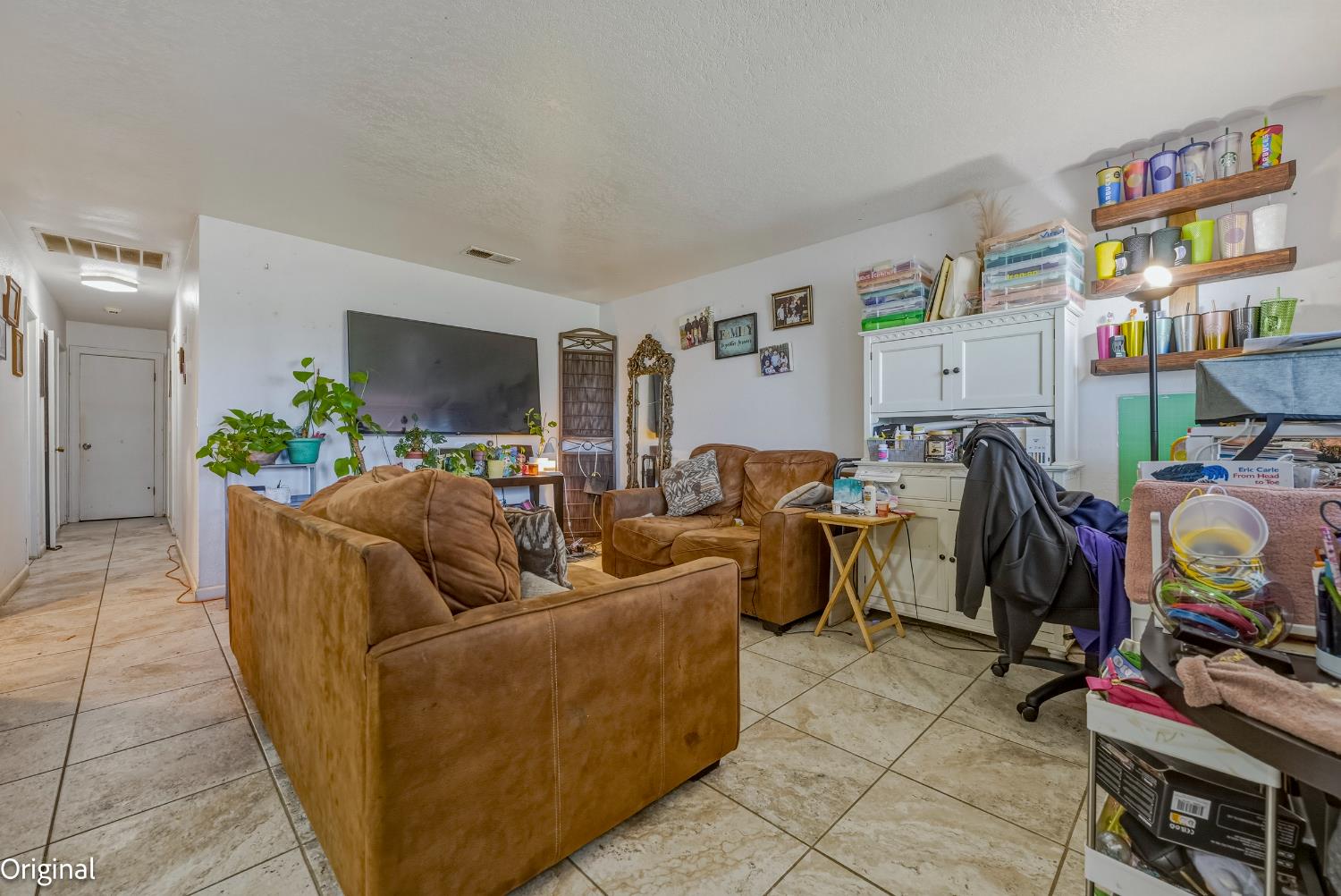 1741 Hickory Ave, Livingston, CA 95334