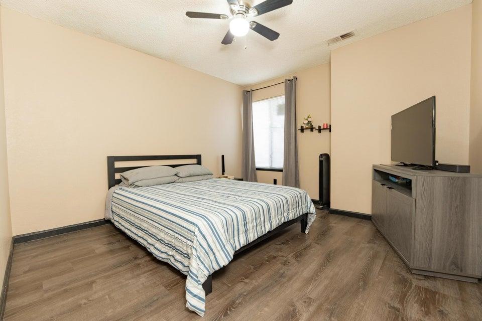 1818 S Cain St, Visalia, CA 93292