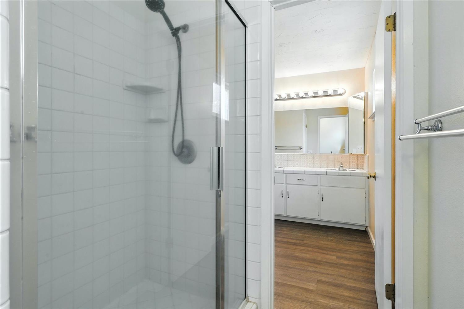 2176 2224 N Bethel Ave, Sanger, CA 93657