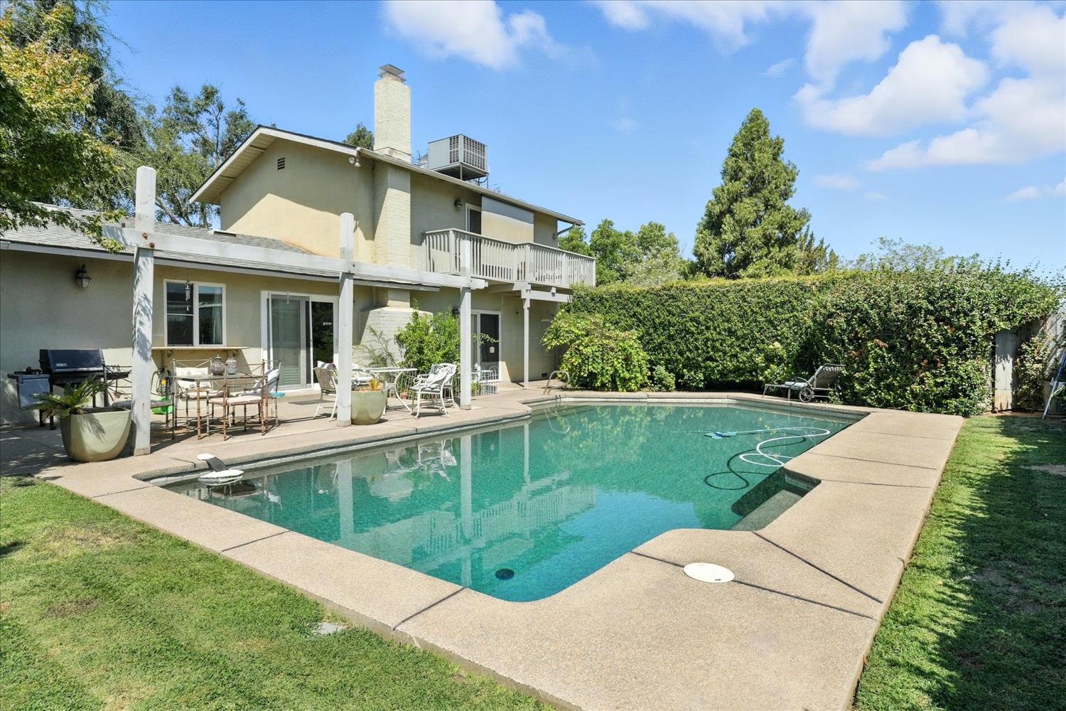 2176 2224 N Bethel Ave, Sanger, CA 93657