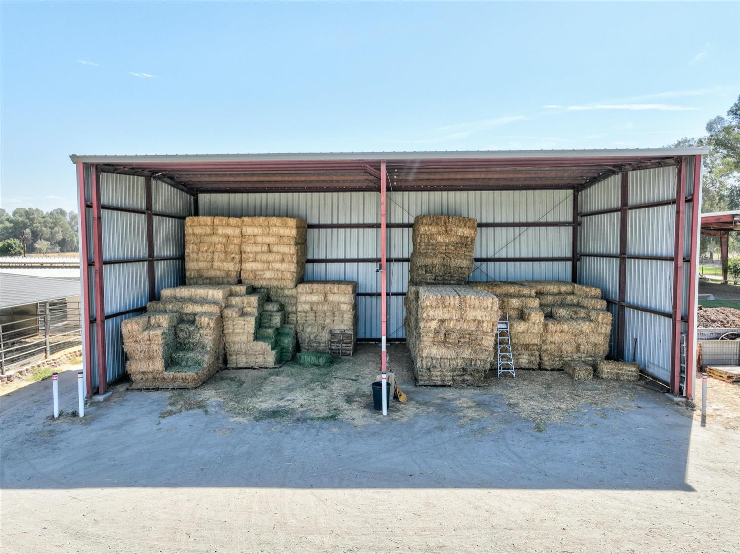 2176 2224 N Bethel Ave, Sanger, CA 93657