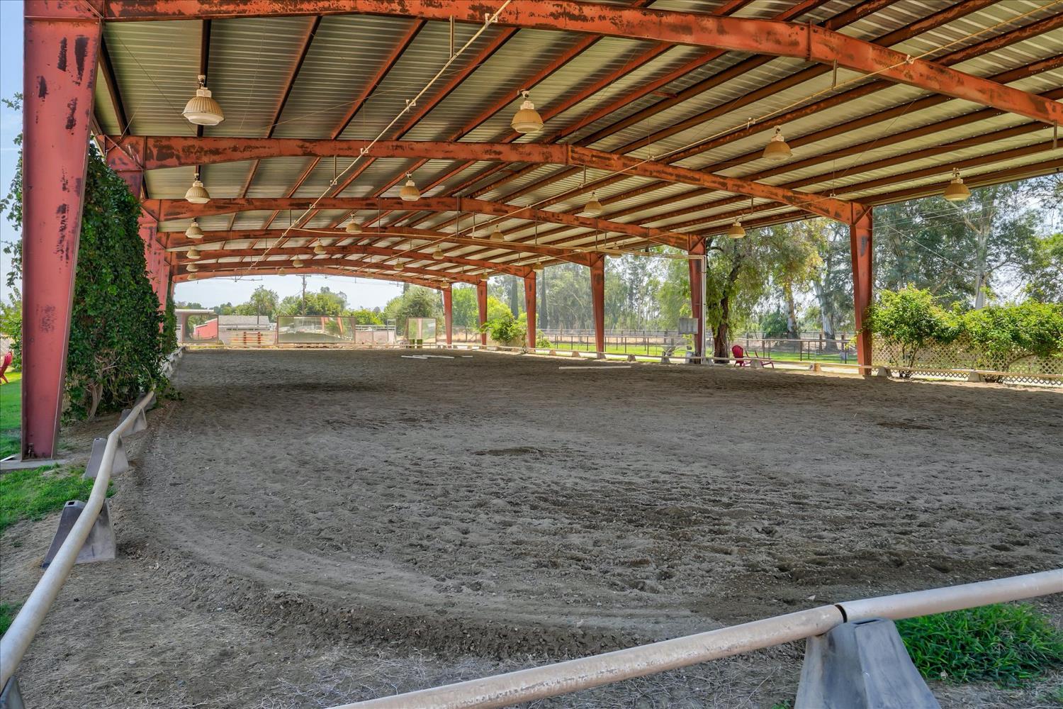 2176 2224 N Bethel Ave, Sanger, CA 93657