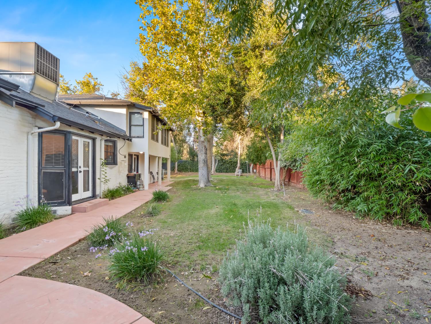 4012 N Wishon Ave, Fresno, CA 93704