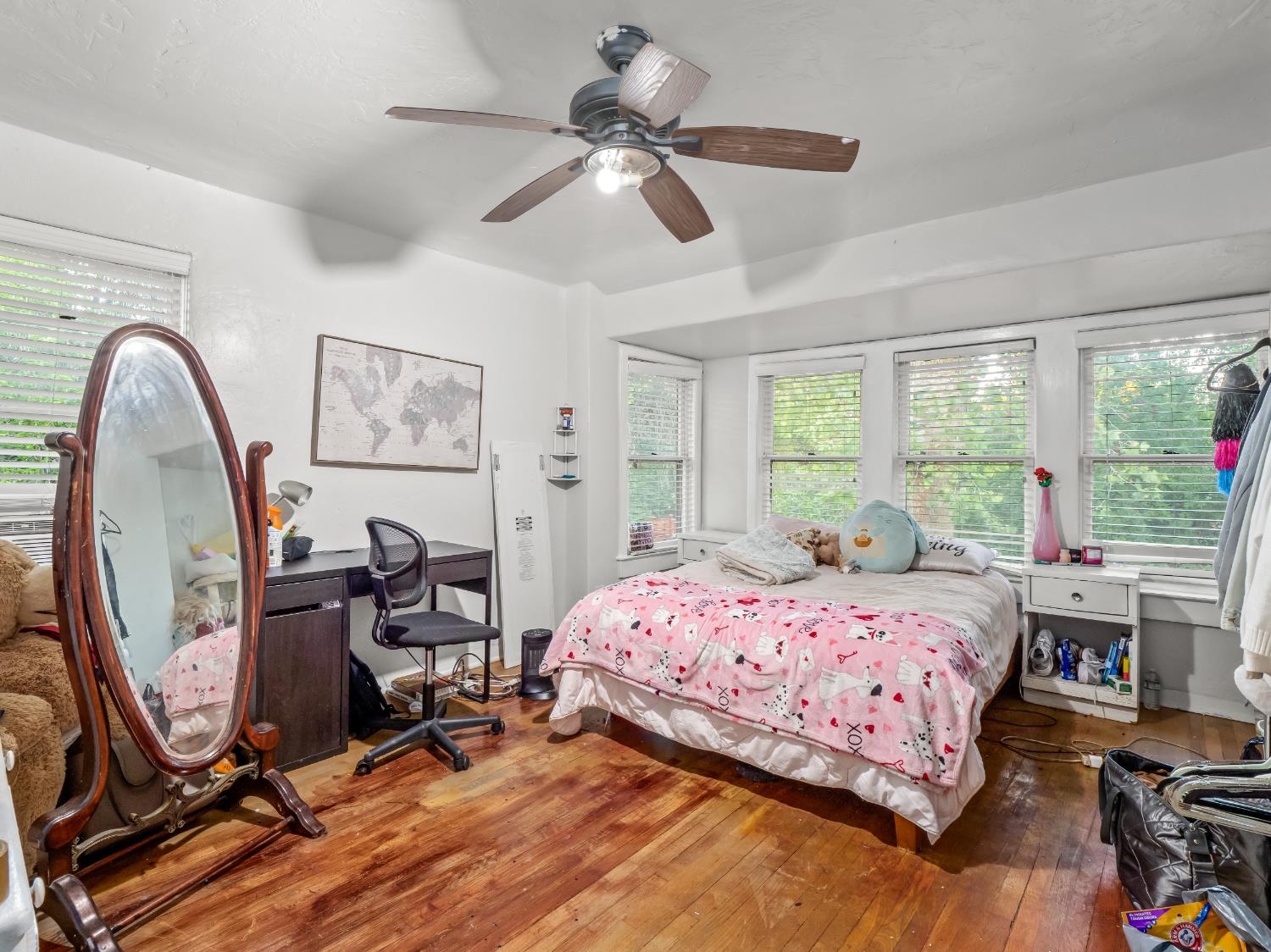 4012 N Wishon Ave, Fresno, CA 93704