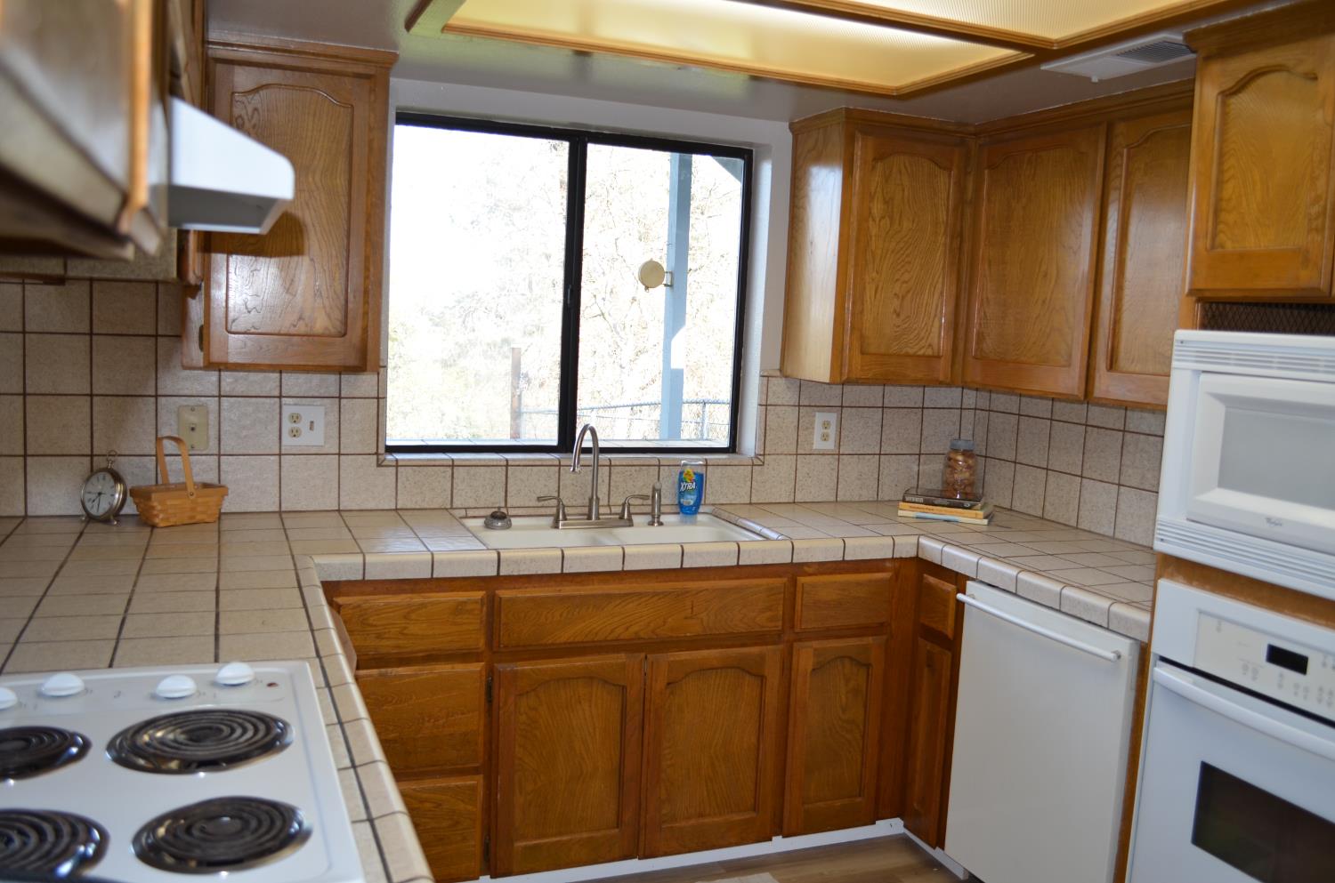 41770 Lilley Mountain Dr, Coarsegold, CA 93614