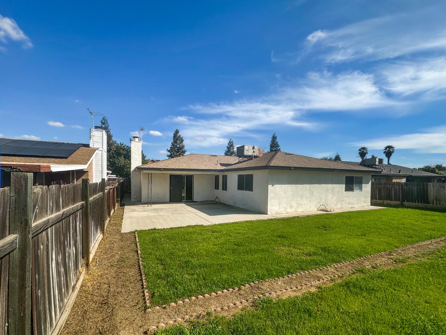 3043 N Brunswick Ave, Fresno, CA 93722