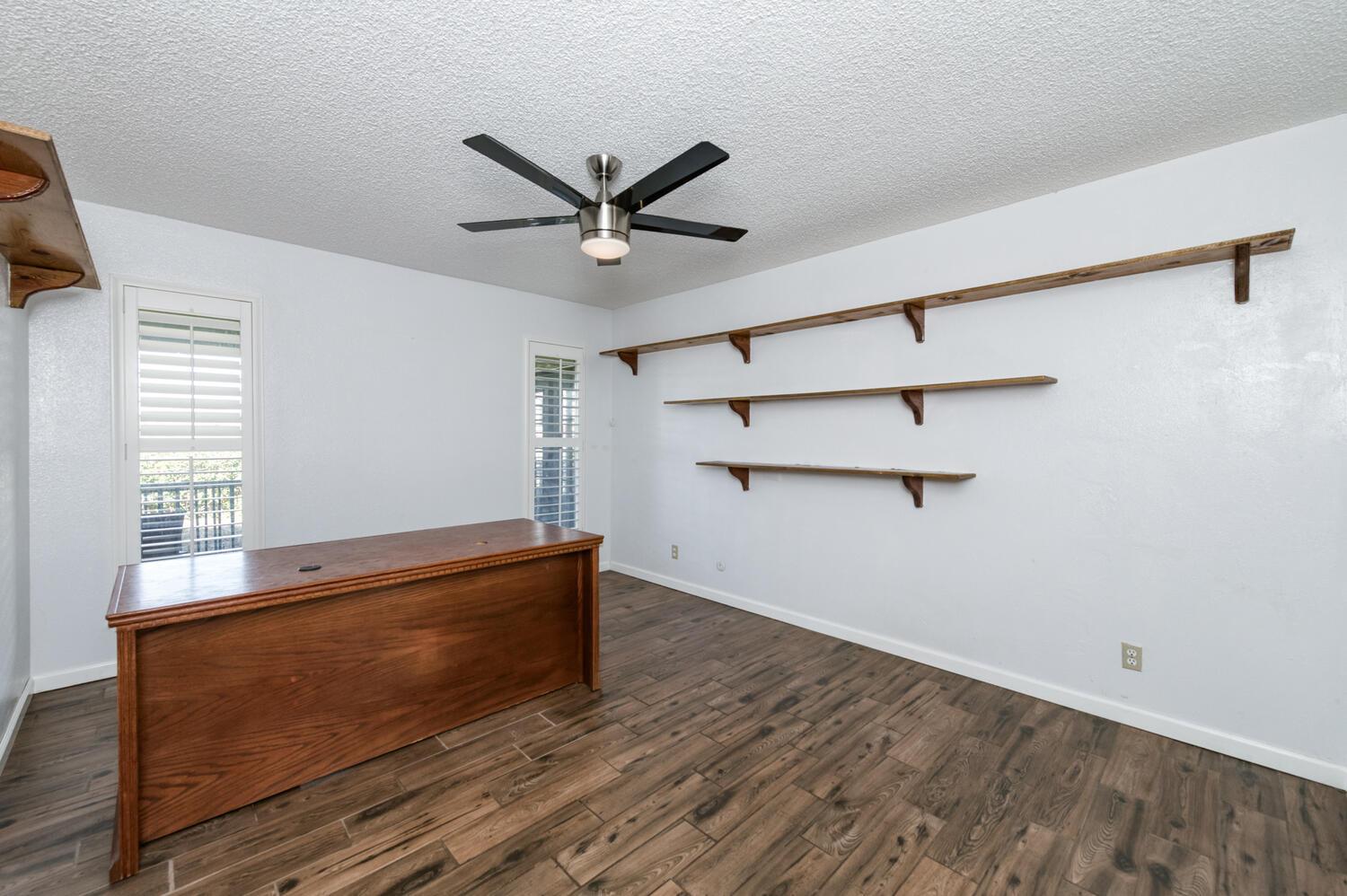 6732 E Harvey Ave, Fresno, CA 93727