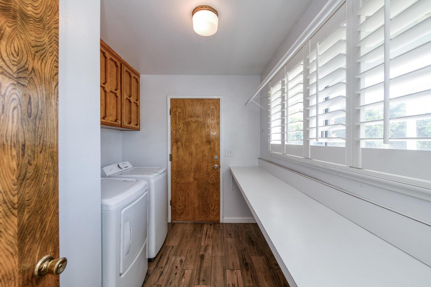 6732 E Harvey Ave, Fresno, CA 93727