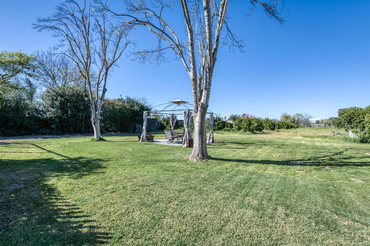 6732 E Harvey Ave, Fresno, CA 93727