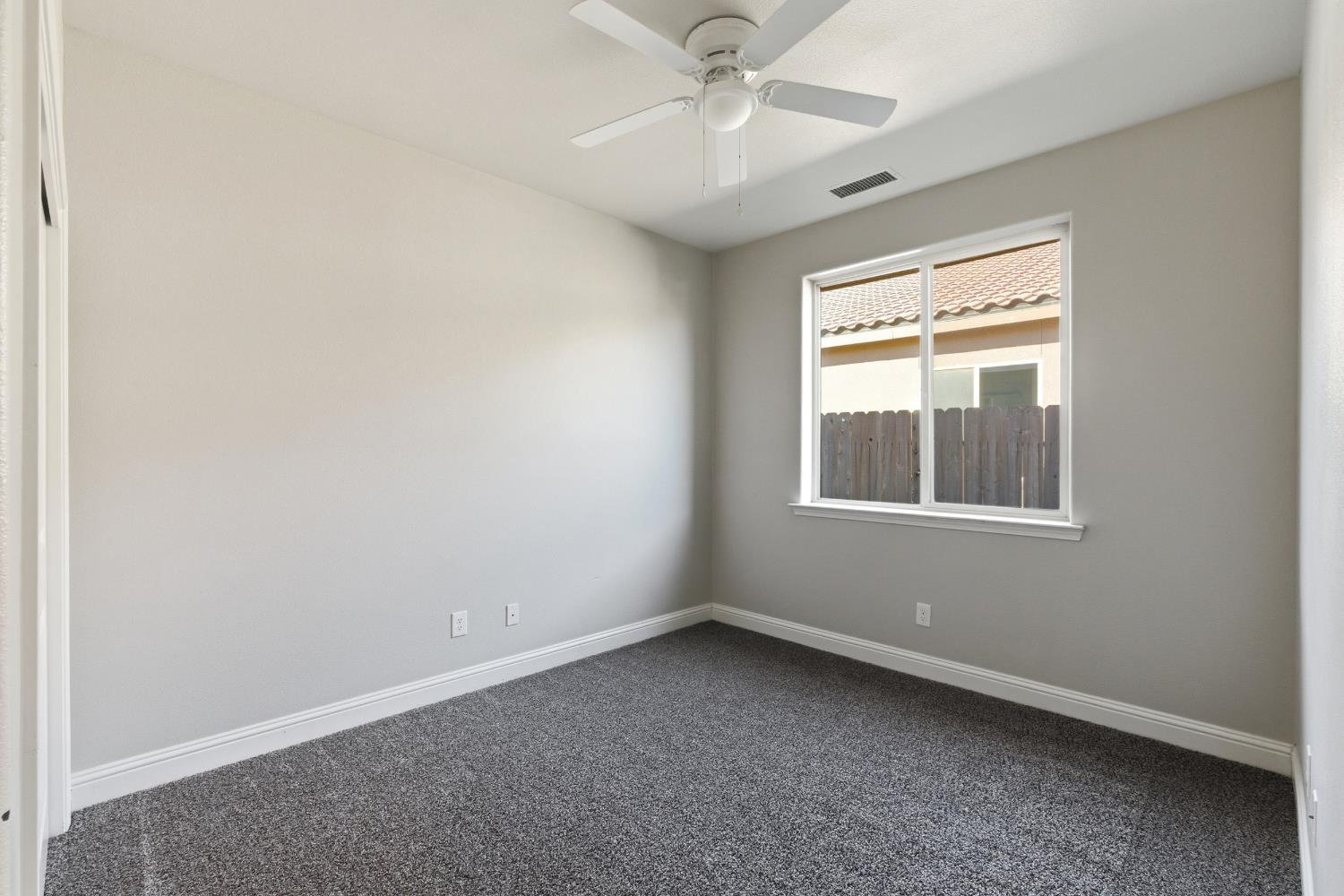 3108 Capistrano Dr, Madera, CA 93637