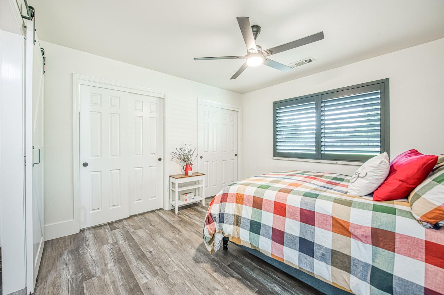 11735 E Santa Ana Ave, Clovis, CA 93619