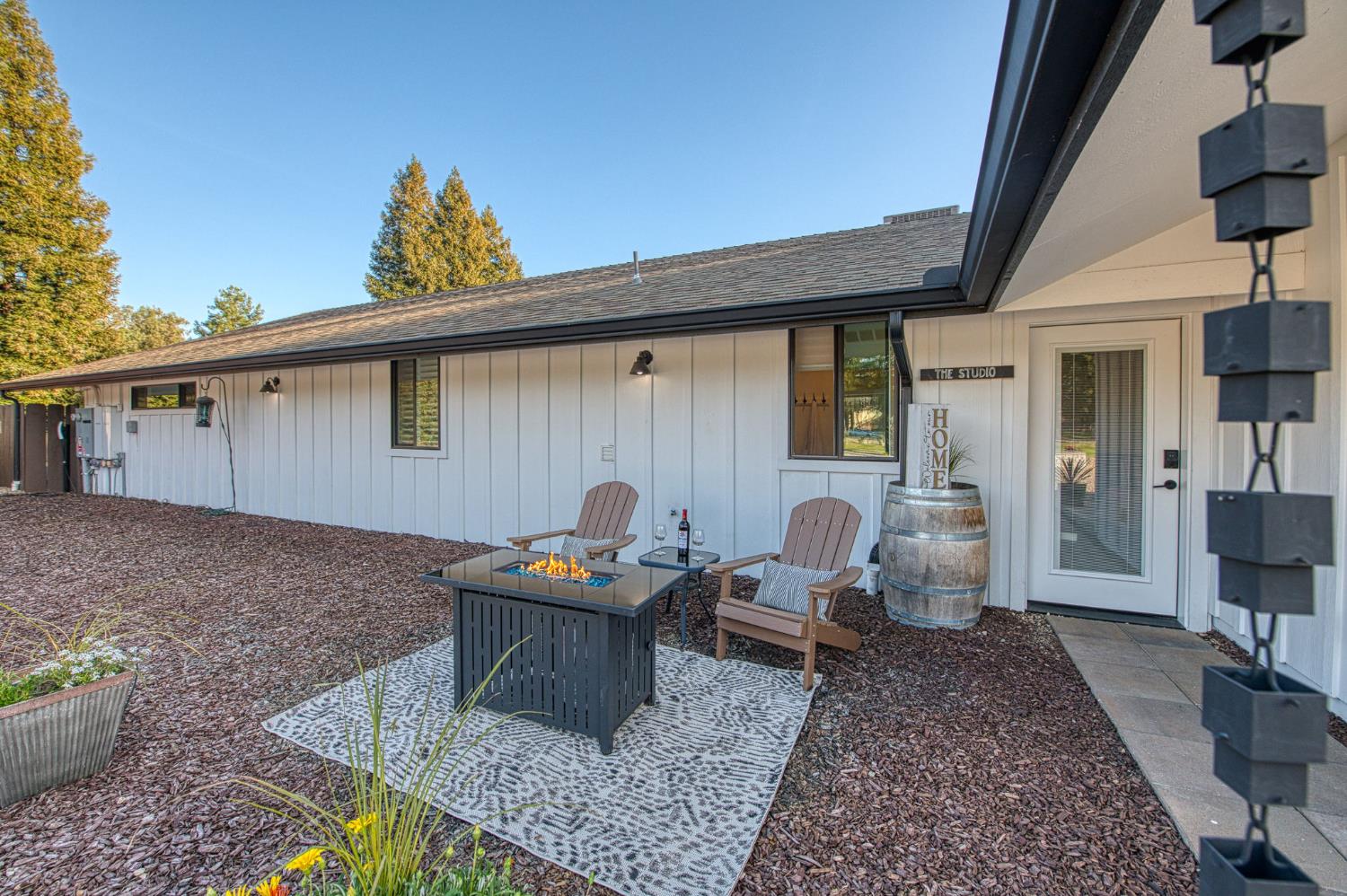 11735 E Santa Ana Ave, Clovis, CA 93619