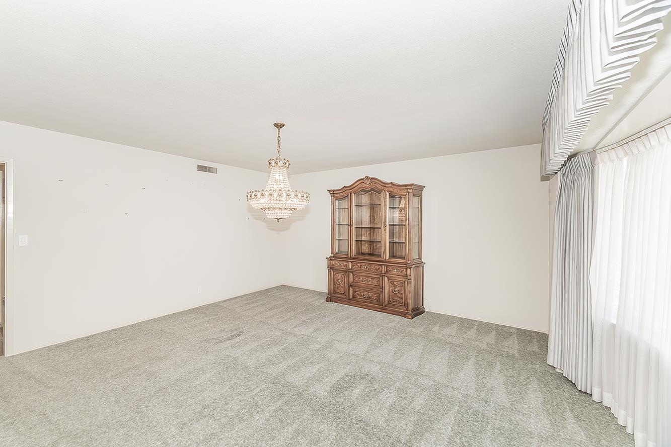 5903 E Butler Ave, Fresno, CA 93727