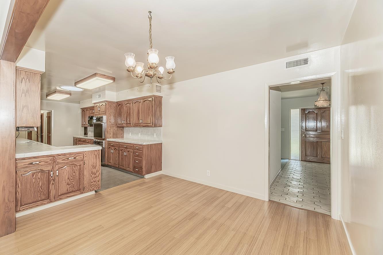 5903 E Butler Ave, Fresno, CA 93727