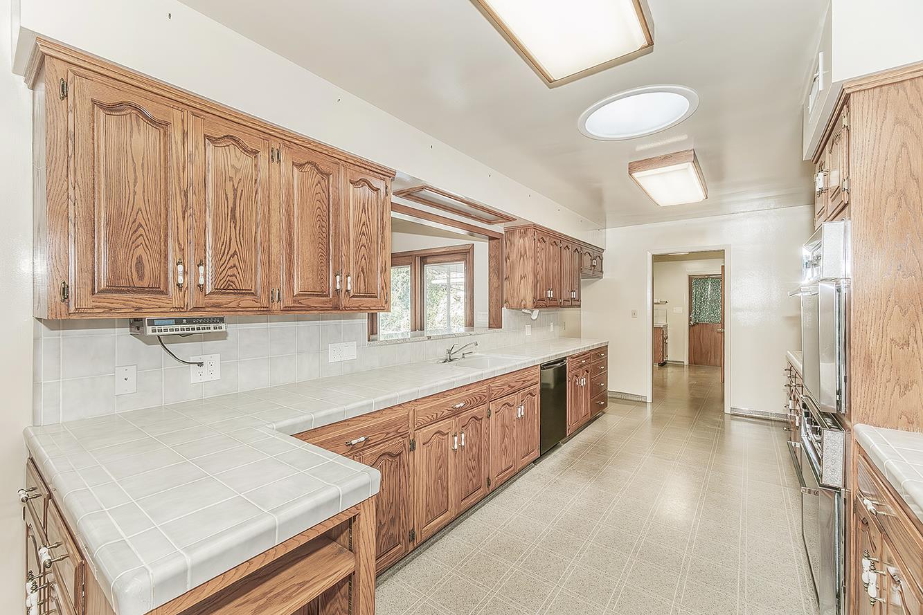 5903 E Butler Ave, Fresno, CA 93727