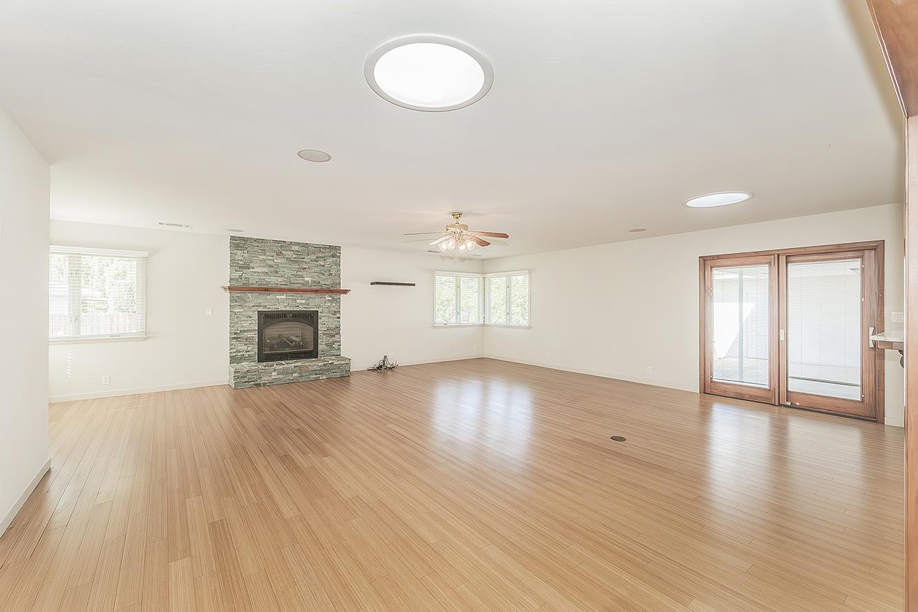 5903 E Butler Ave, Fresno, CA 93727