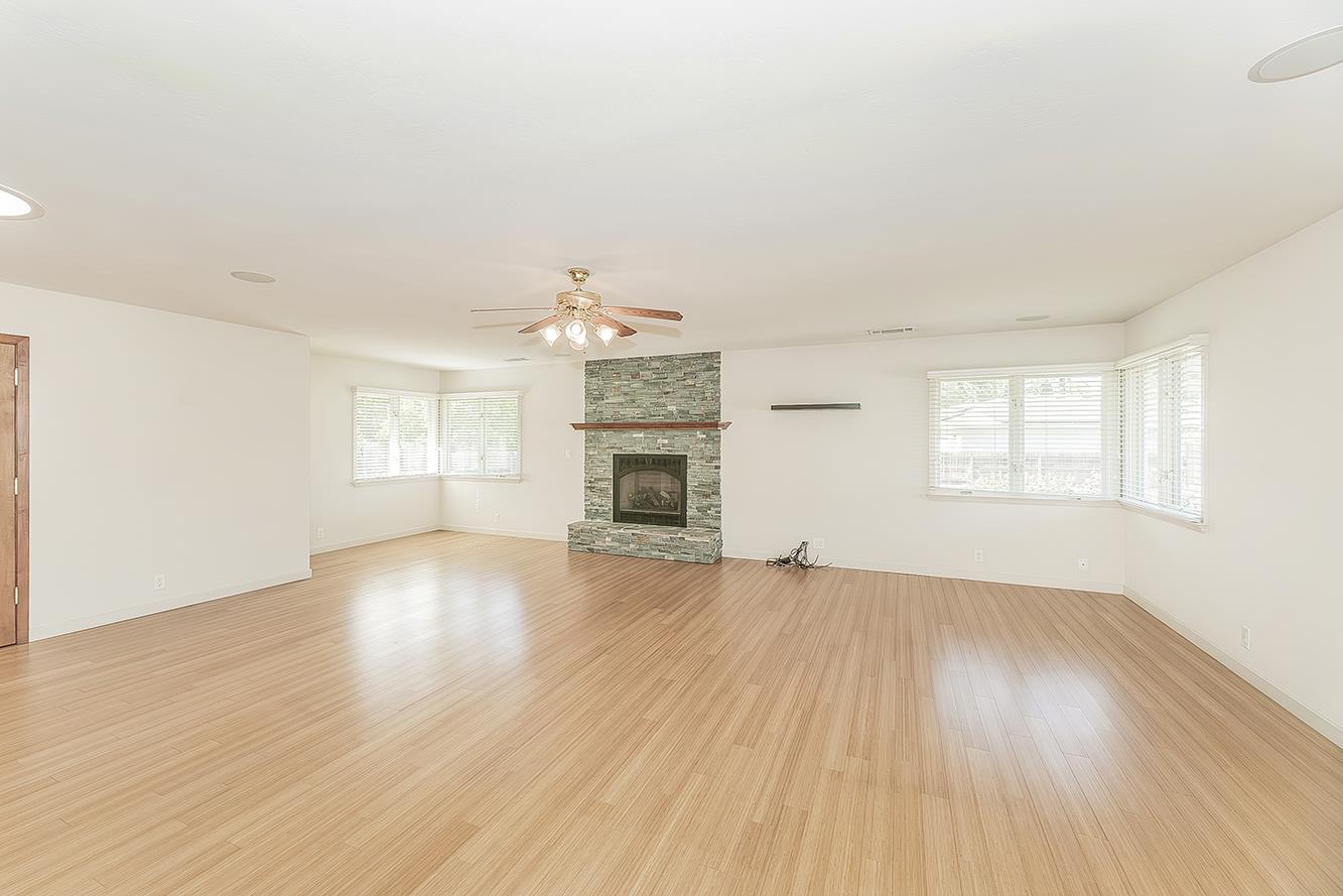 5903 E Butler Ave, Fresno, CA 93727