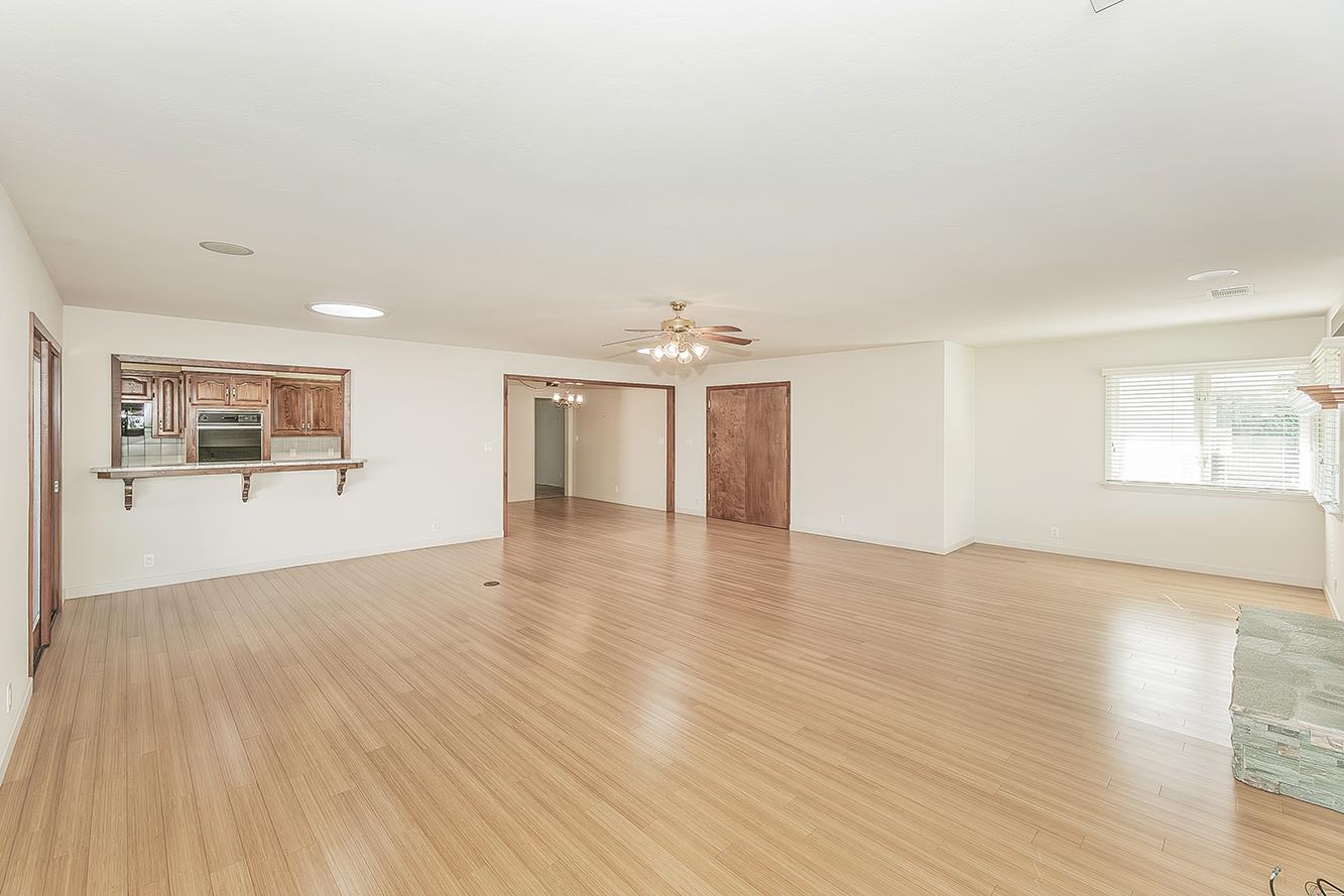 5903 E Butler Ave, Fresno, CA 93727